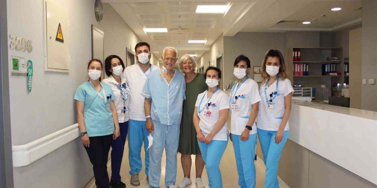 Nefroloji Uzmanı Doç. Dr. Ok: “İleri yaş böbrek nakline engel değil”