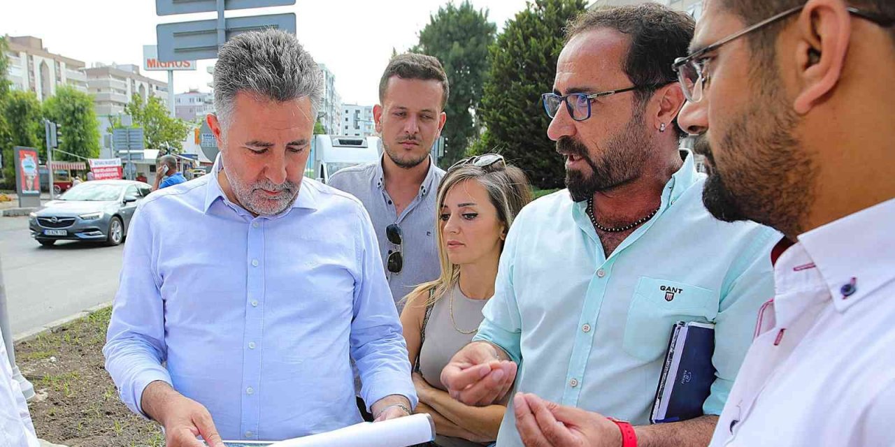 İzmir Büyükşehir’den Bayraklı çıkarması