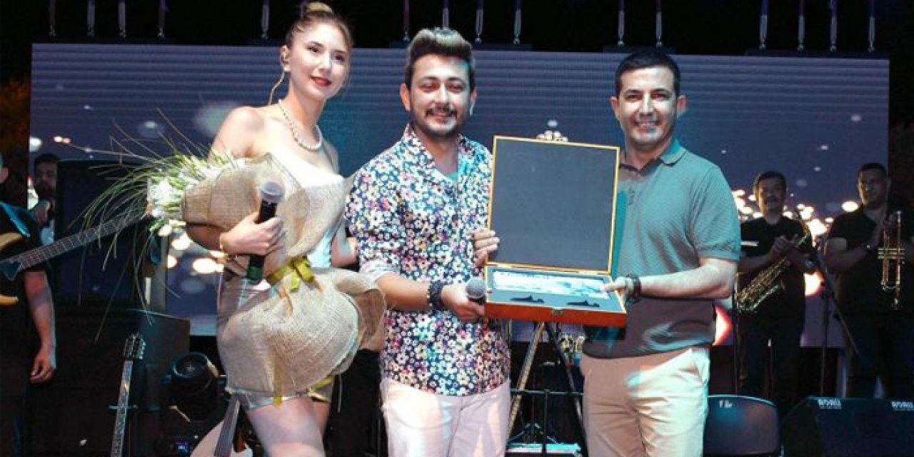 Balıkçılar Meydanı’nda sezona ‘Merhaba’ konseri