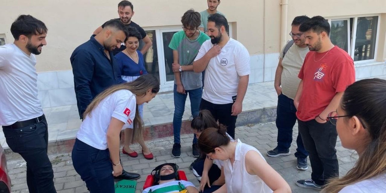 ADÜ Söke Sağlık Hizmetleri MYO’da uygulamalı eğitimler devam ediyor