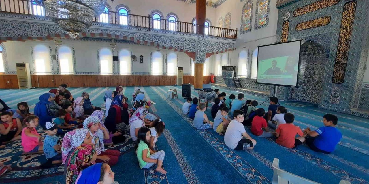 Köyceğiz’de camiler çocuklar ile şenlendi