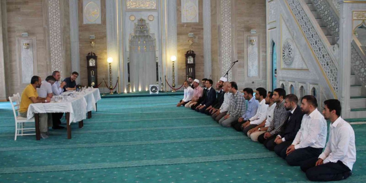 Aydın’da ’Ezanı Güzel Okuma ve Etkili Hutbe Sunumu Yarışması’ gerçekleştirildi