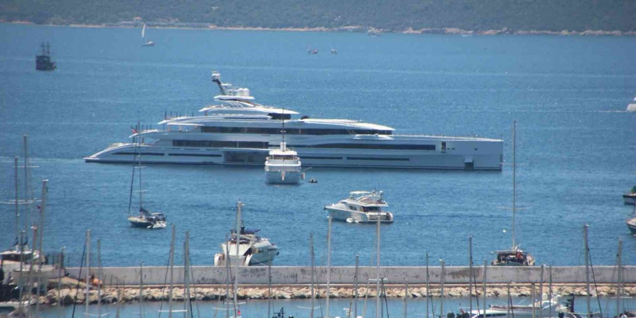 Haftalık kirası 1.8 milyon avro