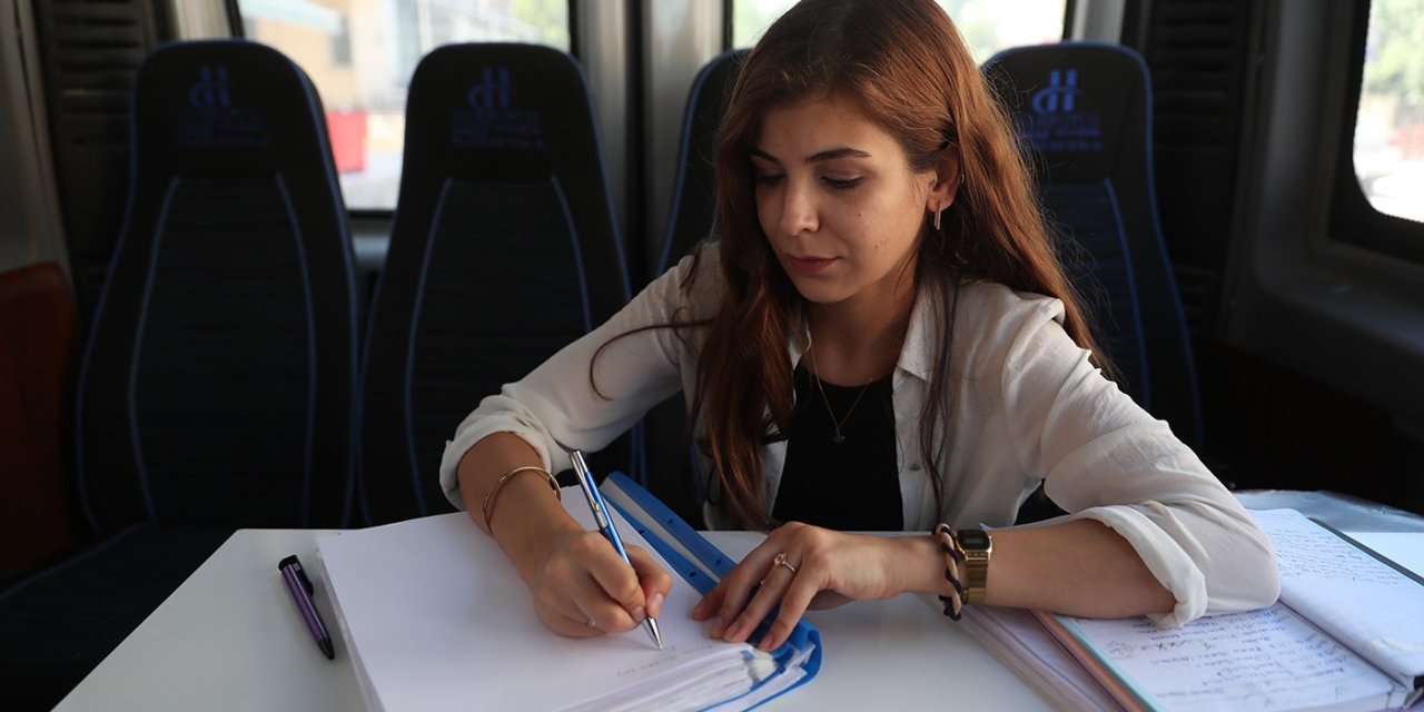 Denizli’de mobil sosyal yardım aracında ücretsiz psikolojik destek hizmeti