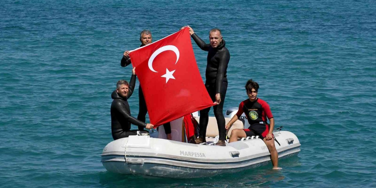 Kuşadası’nda Kabotaj Bayramı coşkuyla kutlanıyor