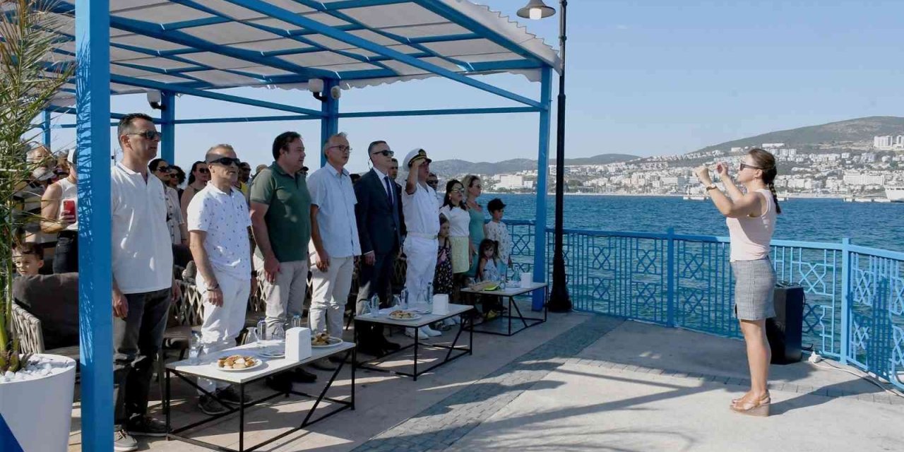 Denizcilik ve Kabotaj Bayramı Kuşadası’nda renkli  görüntülere sahne oldu