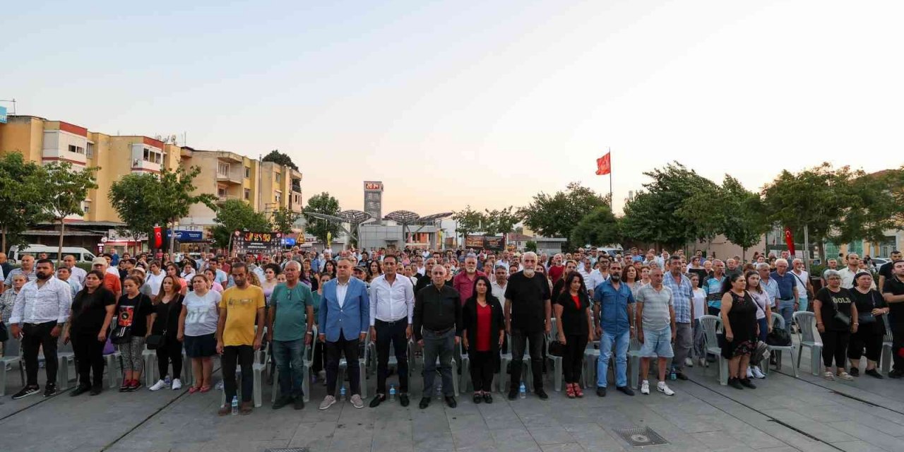 Buca’da Madımak’ta hayatını kaybedenler anıldı