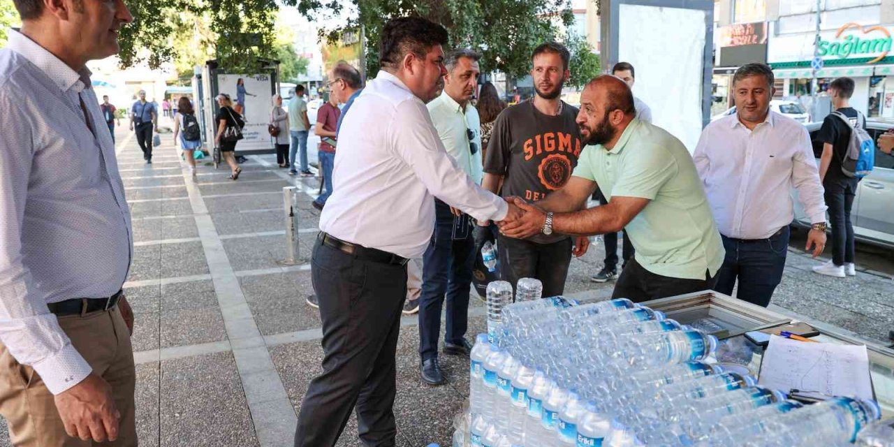 Başkan Kılıç’tan bayram öncesi esnaf ziyareti