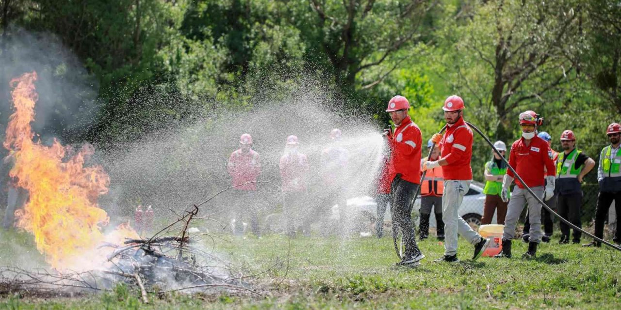 Aydem Yenilenebilir Enerji, AKUT iş birliğinde yangınla mücadele eğitimleri verdi