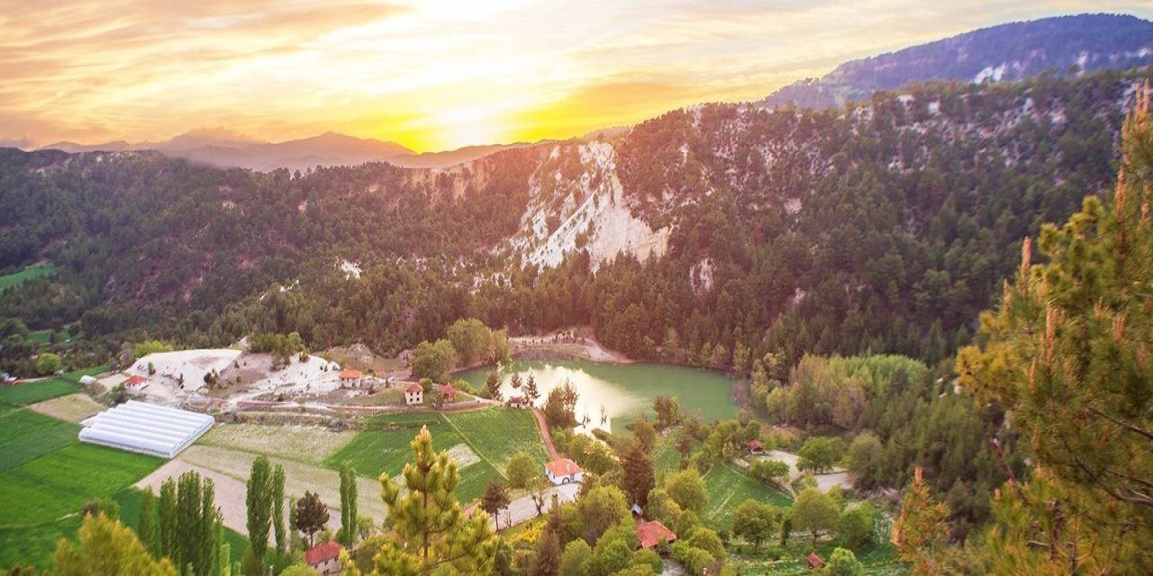 Başkan Arslan sıcaktan bunalanları Çameli’ne davet etti