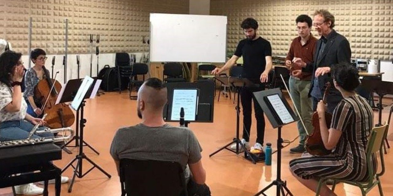 Menemen’in dahi gencinden İspanya’dan videolu teşekkür