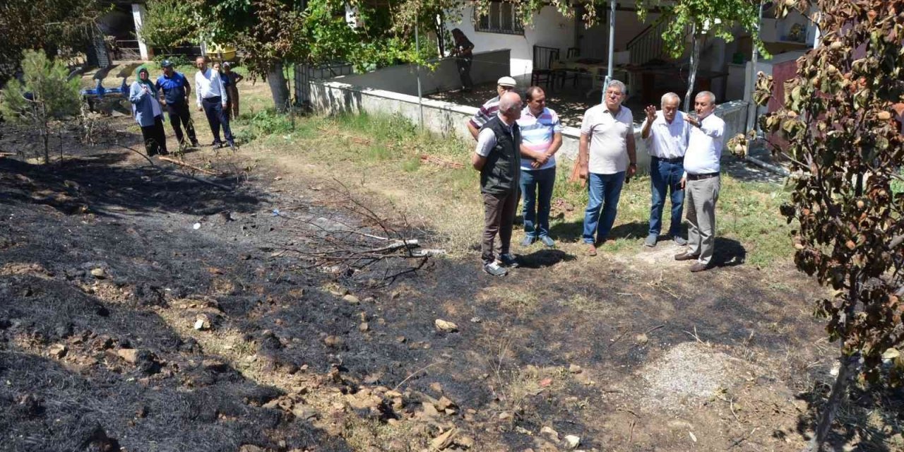 Posacı ve Kaplan yangın bölgesinde incelemelerde bulundu