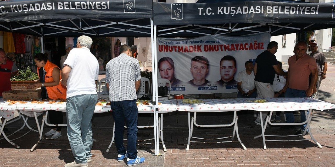 Kuşadası Belediyesi görev şehitlerini unutmadı