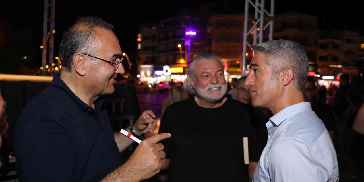 Marmaris’te kitap günleri devam ediyor