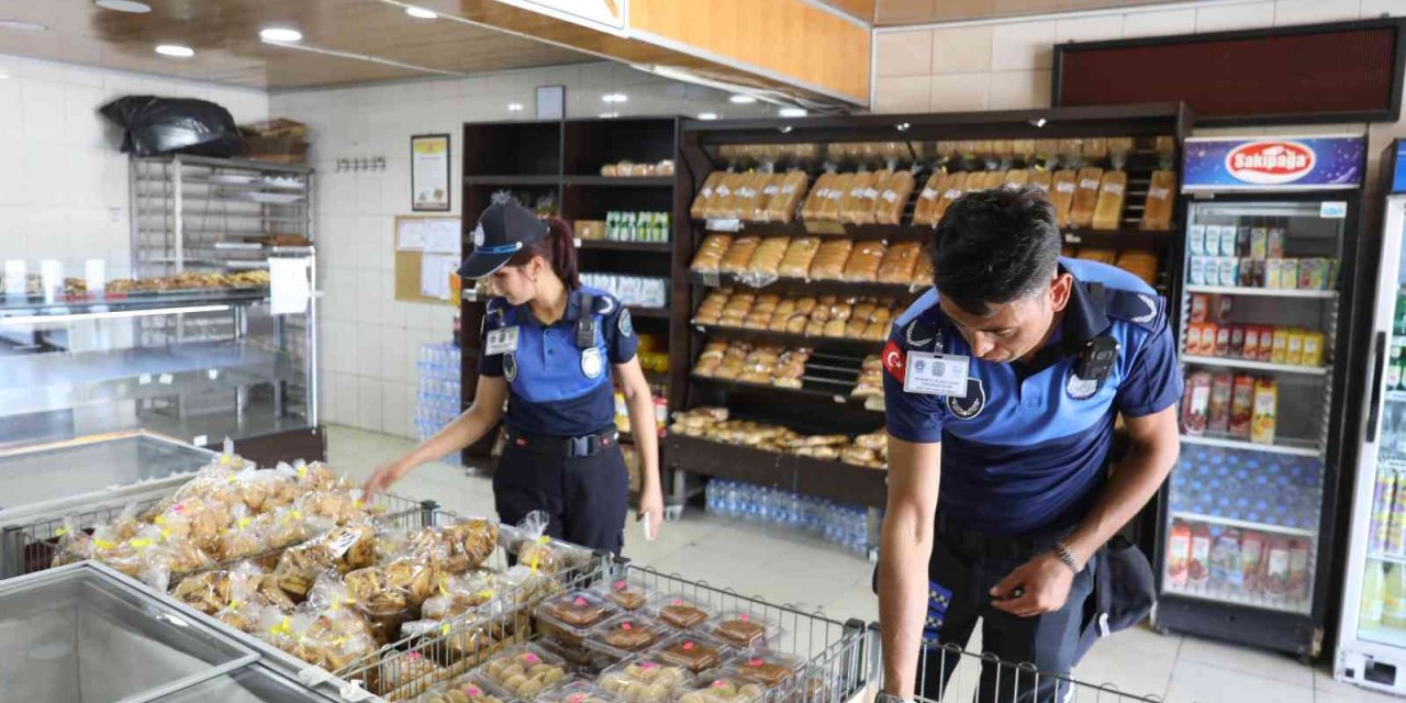 Marmaris zabıtası denetimde