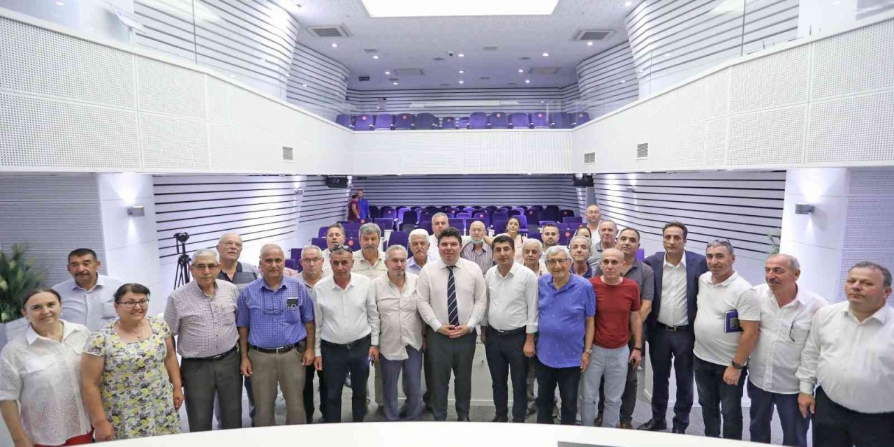 Buca’da bayramlaşma coşkusu