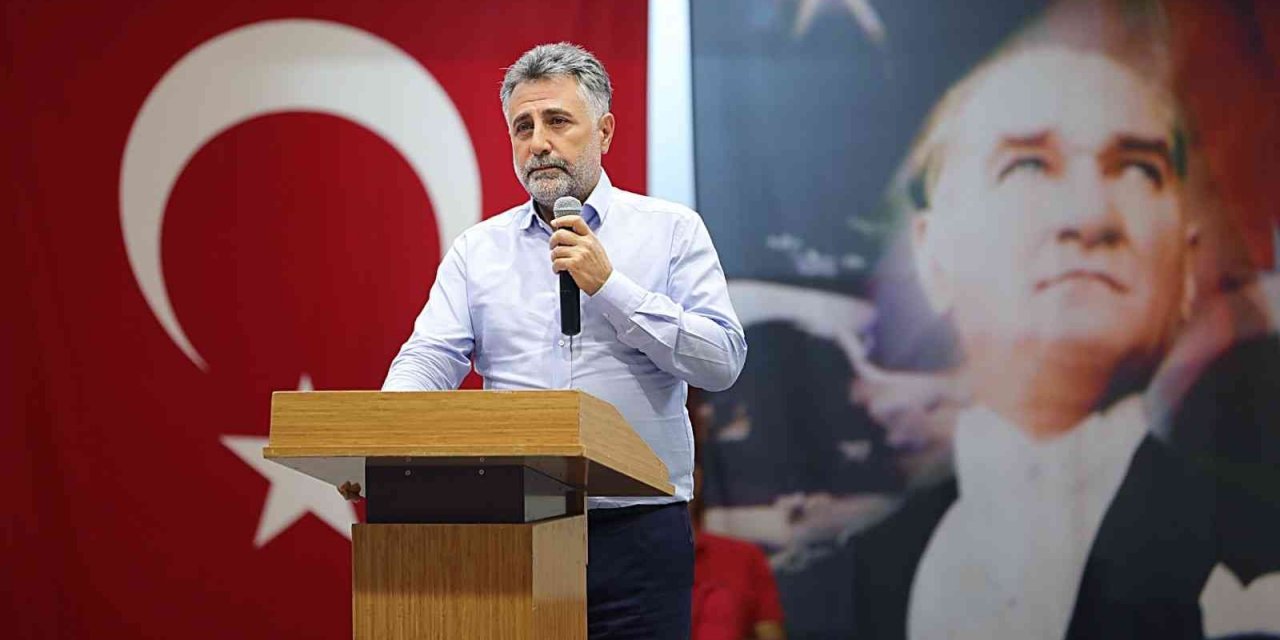 Başkan Sandal belediye personeliyle bayramlaştı