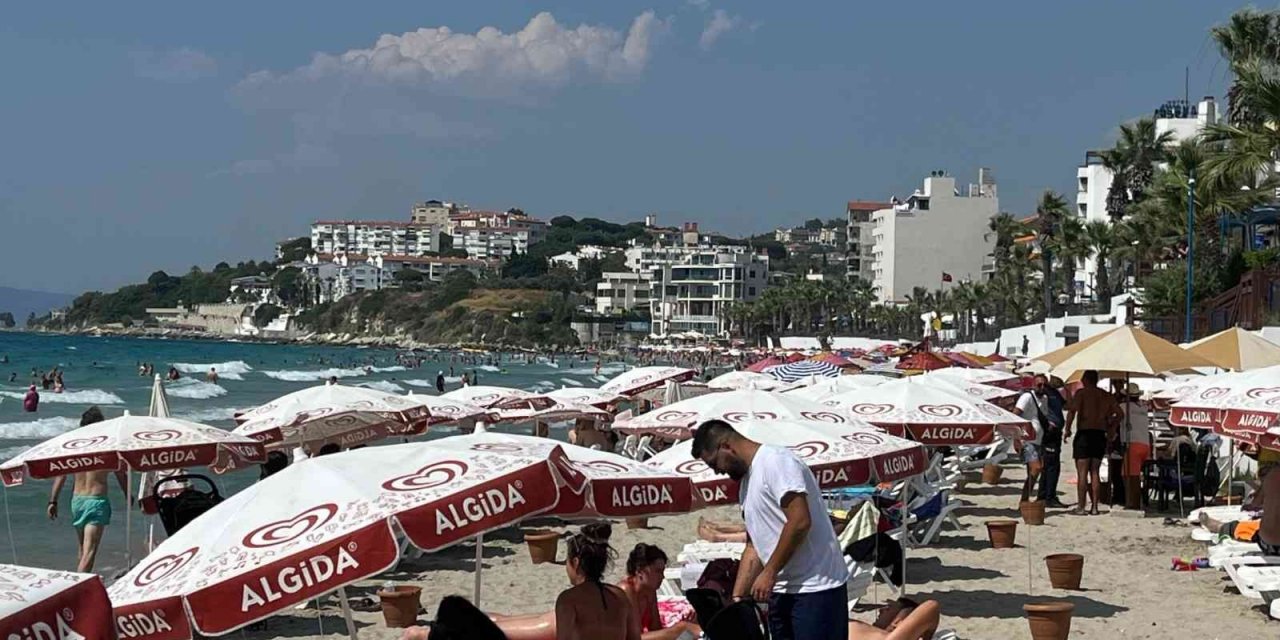 Kuşadası’nda eğlence tavan yaptı