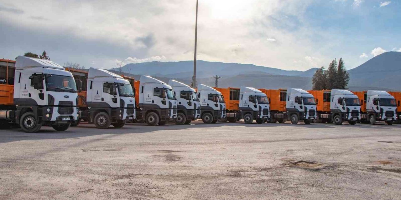 İZBETON’dan makine parkına 100 milyon liralık yatırım