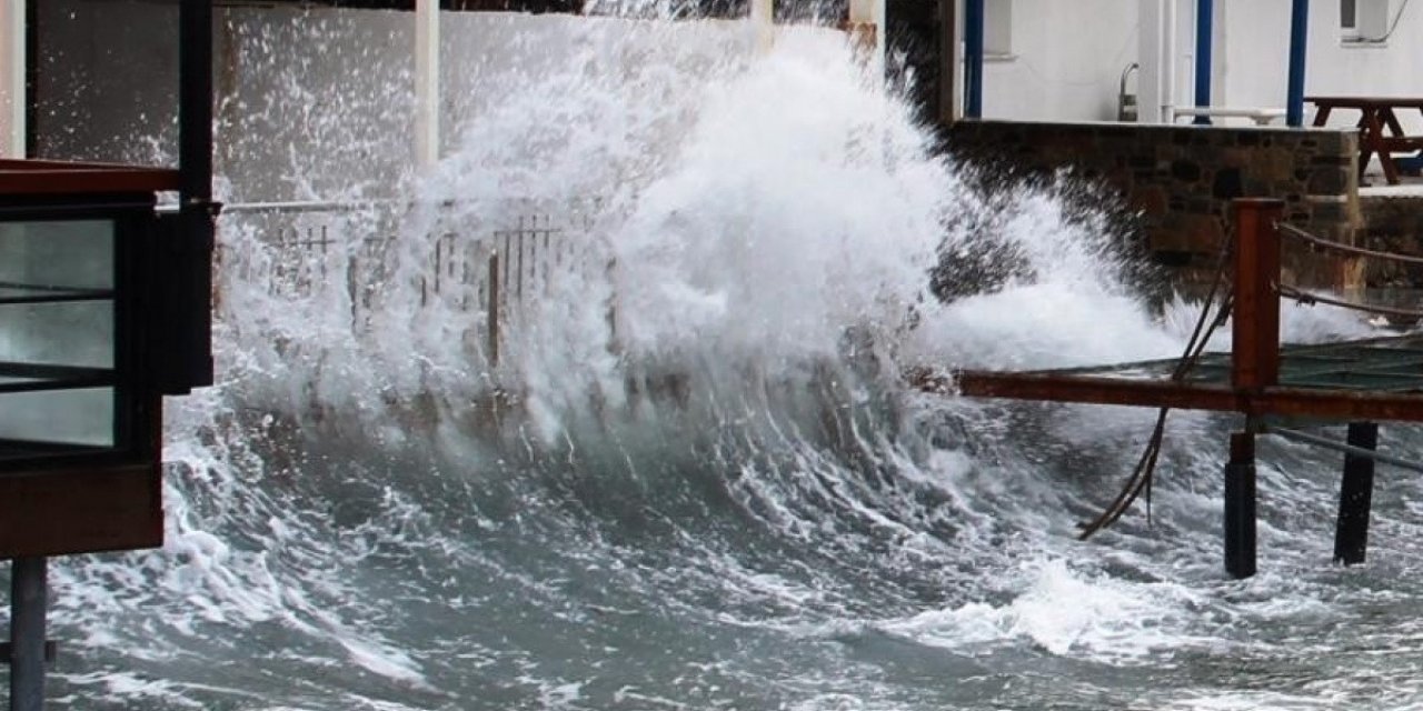 Meteorolojiden Orta ve Güney Ege denizinde fırtına uyarısı