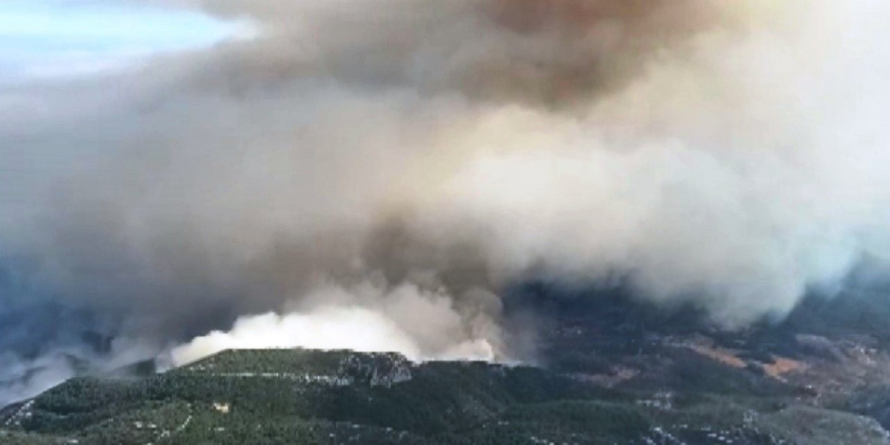 Datça’daki orman yangını havadan görüntülendi