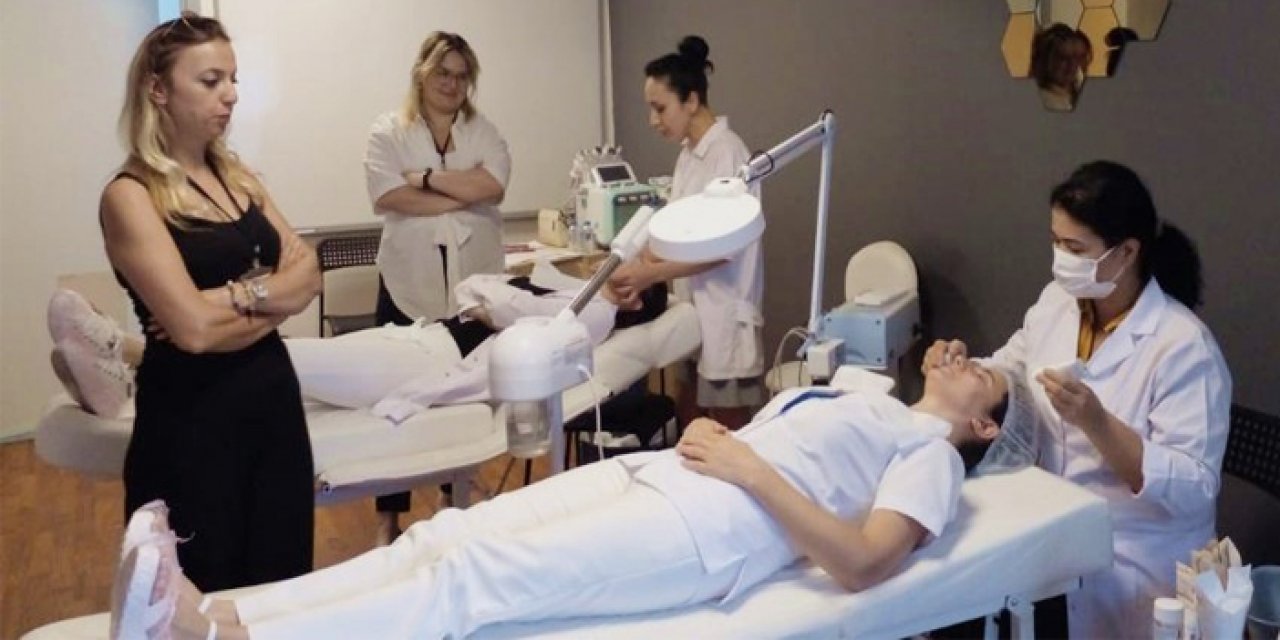 Güzellik uzmanlığına ilgi artıyor