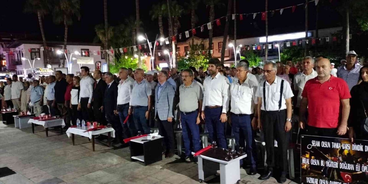 Köyceğizliler 15 Temmuz’un yıldönümünde meydanlara indi