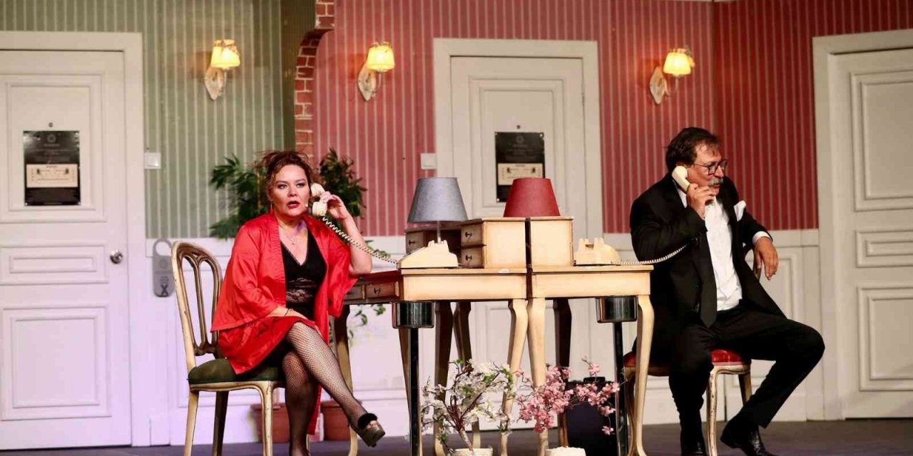 Aliağa Sanat Günlerinde yıldızlar geçidi