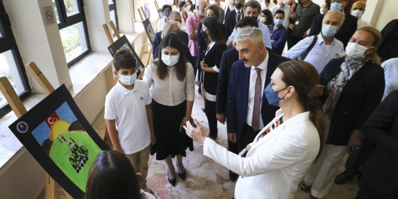 Dokuz Eylül Üniversitesi, 15 temmuz şehitlerini andı