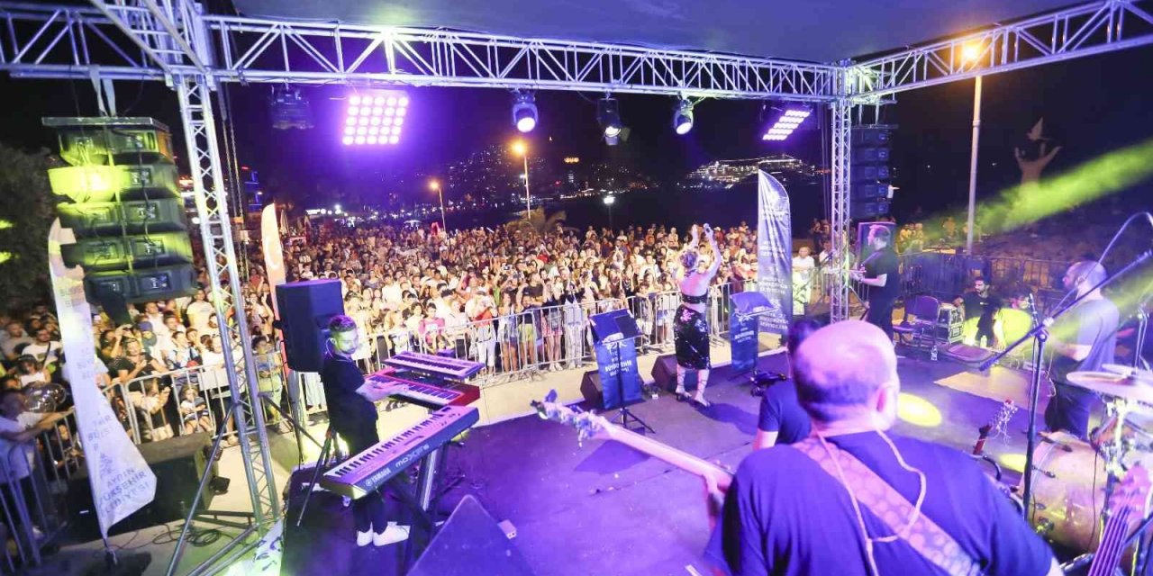 Aydın Büyükşehir Konservatuvarı’ndan Kuşadası’nda konser