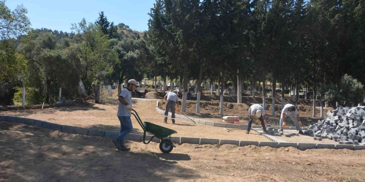 Köşk Belediyesinin mezarlık düzenleme ve planlama çalışması devam ediyor