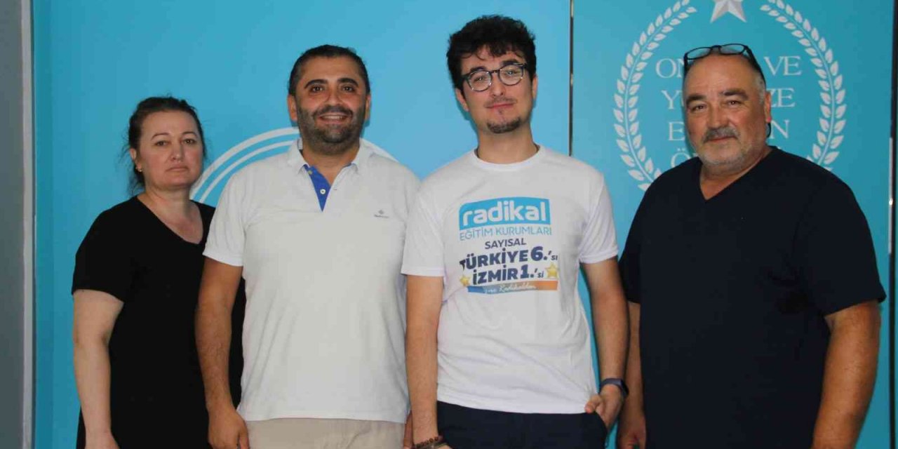 YKS’de TYT İzmir birincisi Eren: “İnanılmaz bir mutluluk”