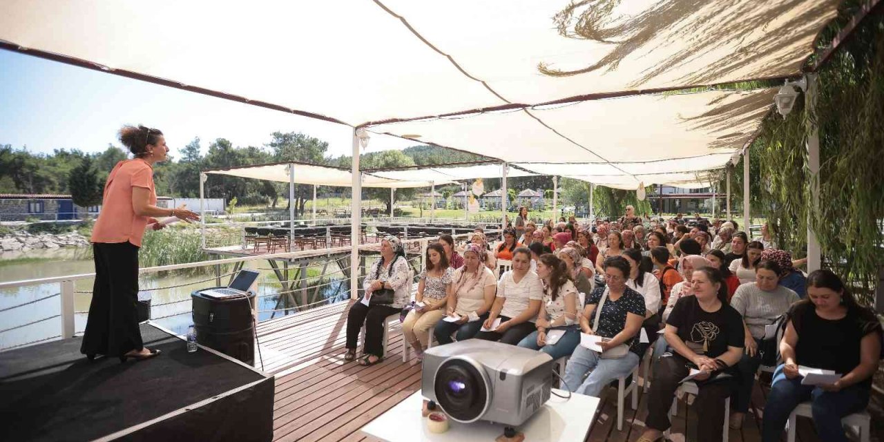 İzmirli kadınlara girişimcilik fırsatı