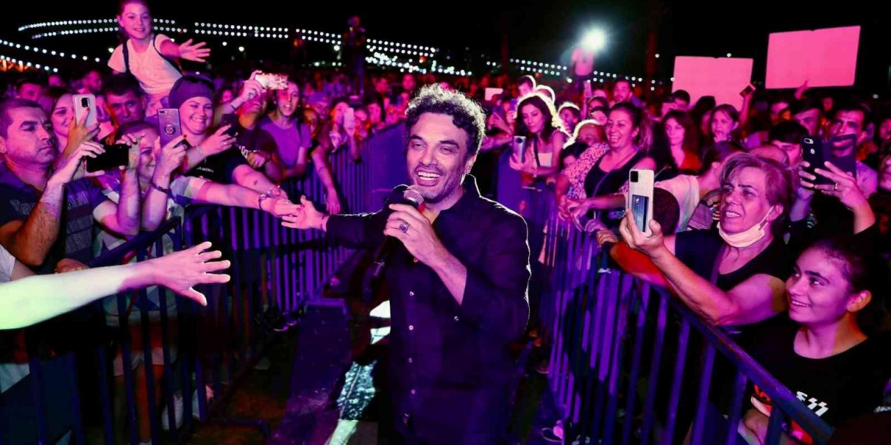 Uğur Aslan Aliağa’da gönülleri fethetti