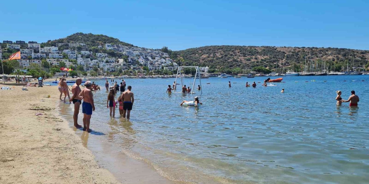 Bodrum’da sıcak hava yoğunluğu