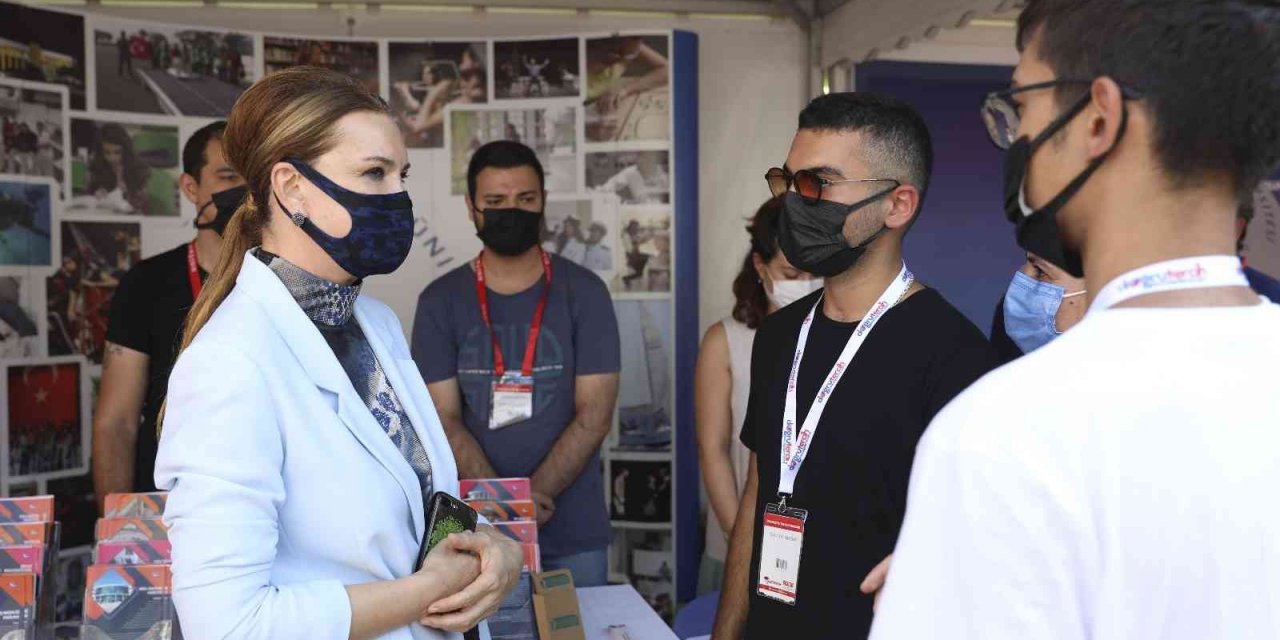 Dokuz Eylül’den aday öğrenciler için tanıtım günü