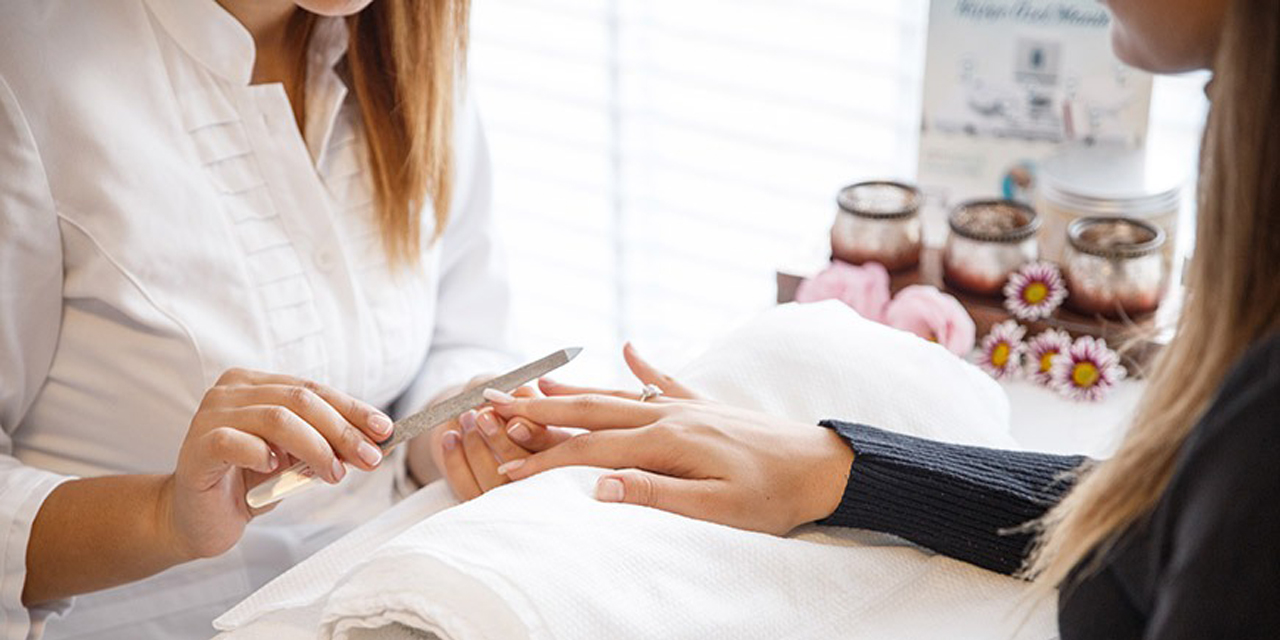 Elazığ'ın profesyonel manikür ve pedikür salonu neresi?