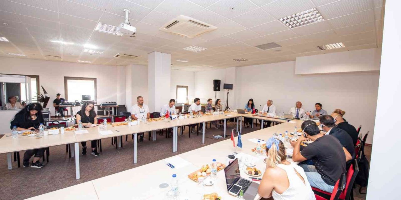 Romanların sorunları masaya yatırıldı