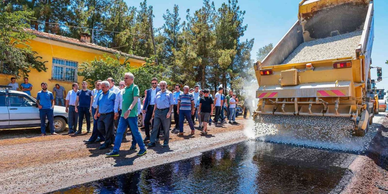 Denizli’de asfalt seferberliği sürüyor