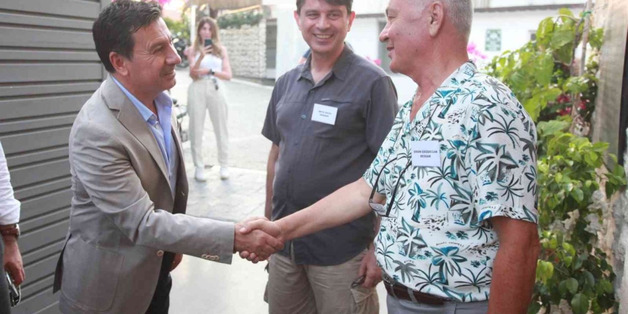 Bodrum’da Asker Ressamlar Sergisi açıldı