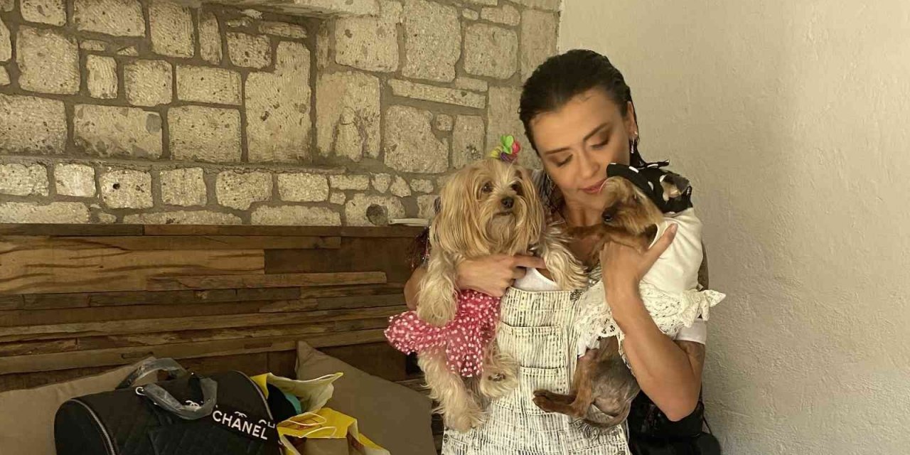 Nazo Zeyrek: “Kozmetik markaları da hayvan dostu olabilir”