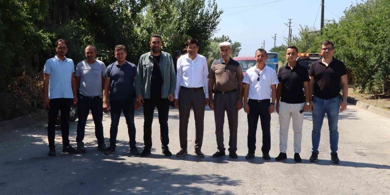 Nazilli Belediyesi Çapahasan Mahallesi’nde temizlik çalışması gerçekleştirdi