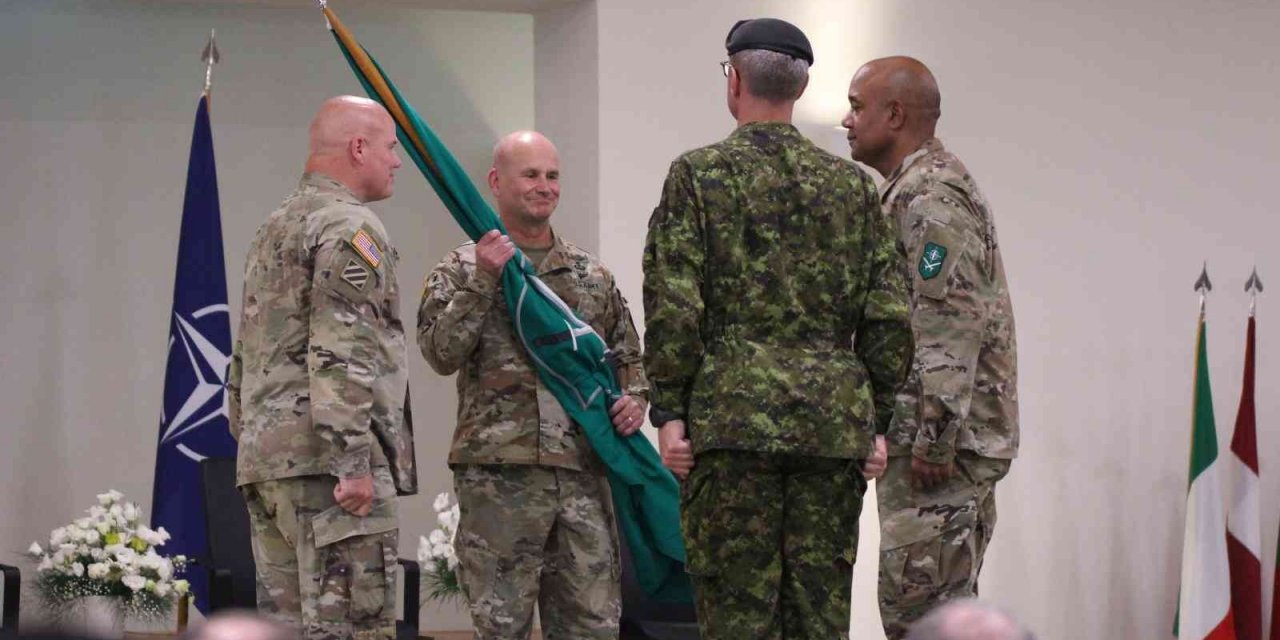 NATO Müttefik Kara Komutanlığında görev devir teslim töreni