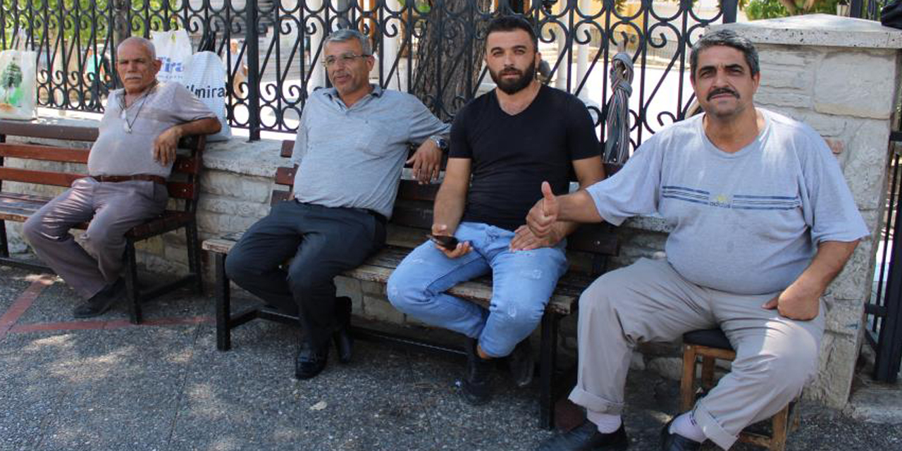 Asırlık hamal durağı teknolojiye direniyor