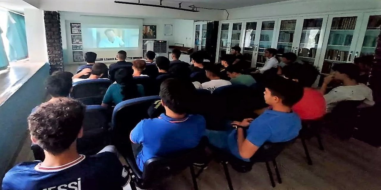 Ülkücü gençler ‘Naim’ filmini izledi