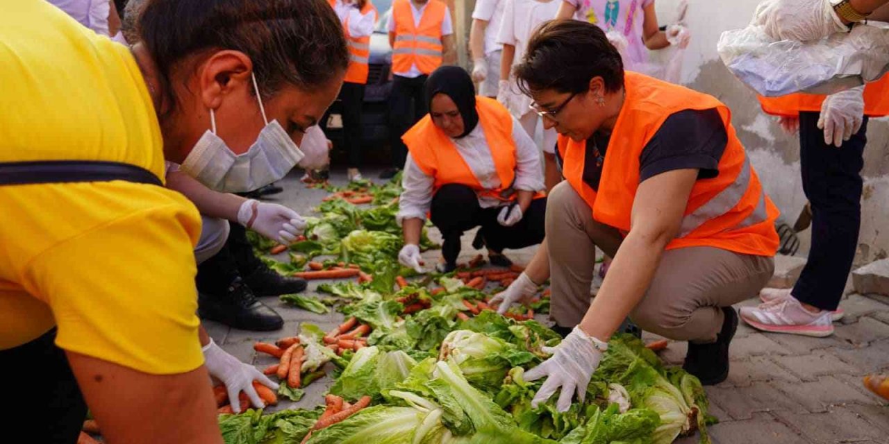 Topraktan Toprağa Biyobozunur Atık Yönetimi projesi Menemen’de hayata geçiyor
