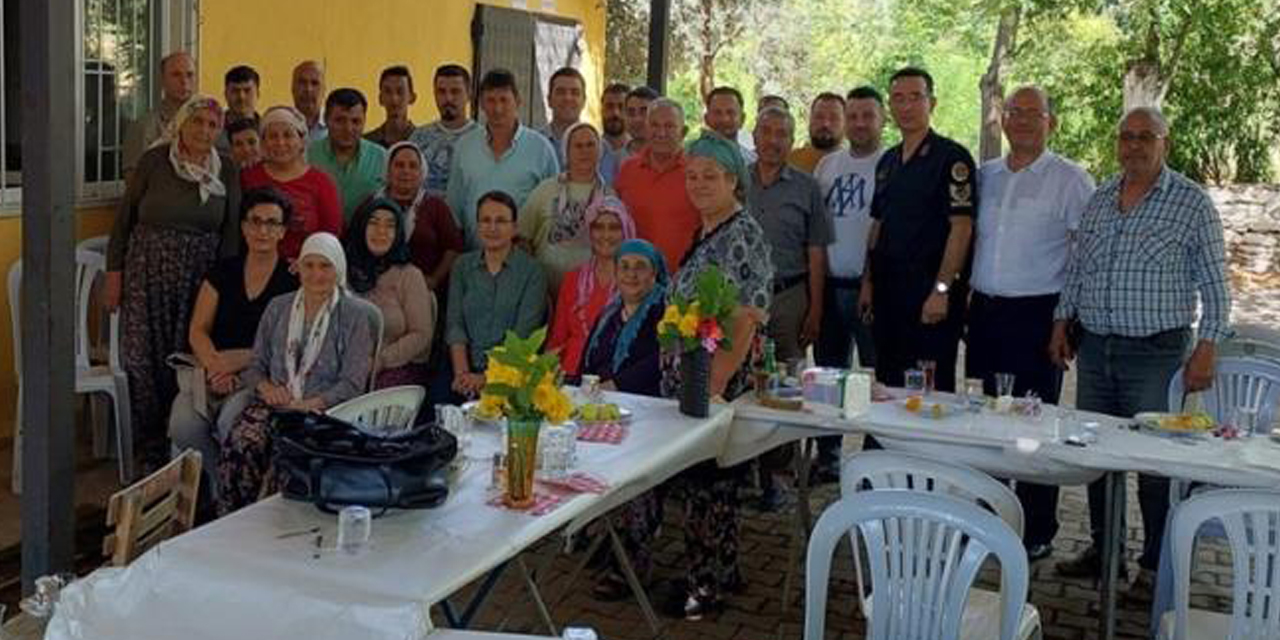 Kaymakam Baştürk vatandaşlarla bir araya geldi