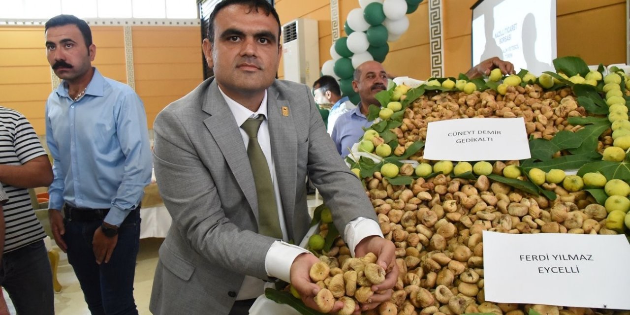 Nazilli’de sezonun ilk kuru inciri kilosu 400 TL’den satıldı