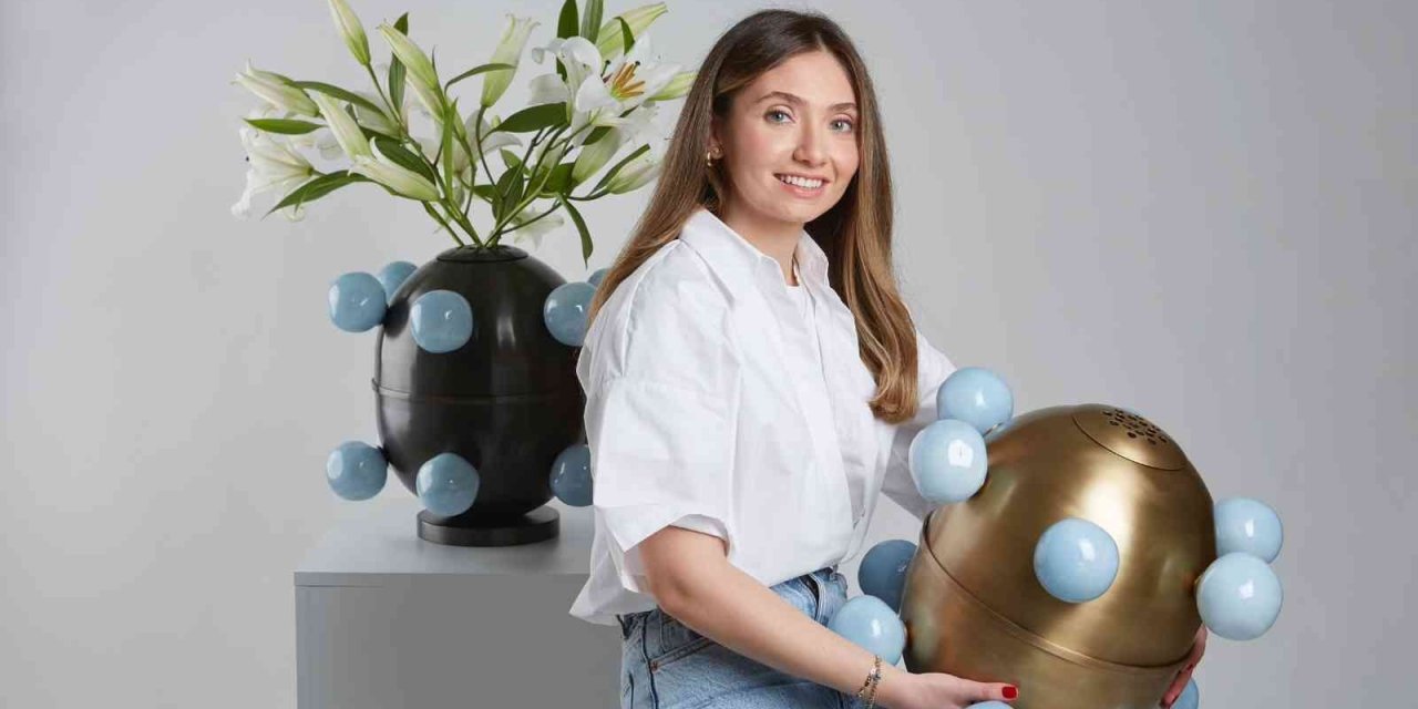 İzmirli Sedef’ten ‘aydınlatan’ tasarımlar