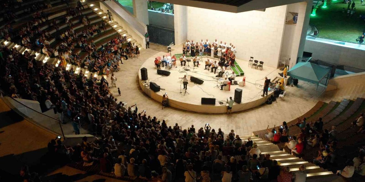 Didim Amfi Tiyatro’da yaz konseri